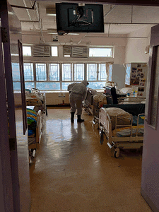 荔景某護理安老院進行清潔及消毒工作2